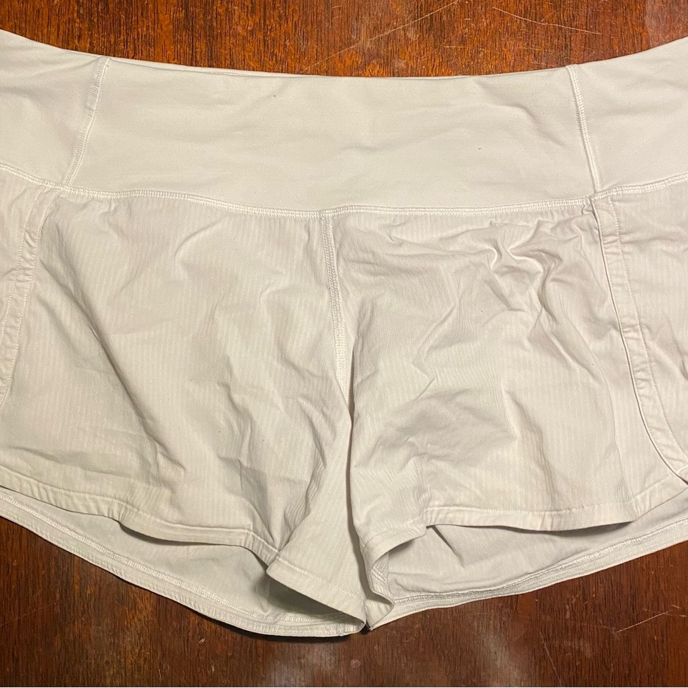 White Lululemon Speed Up Low Rise